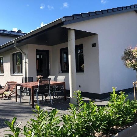 Ferienhaus Malte Buesch Barlt Екстериор снимка